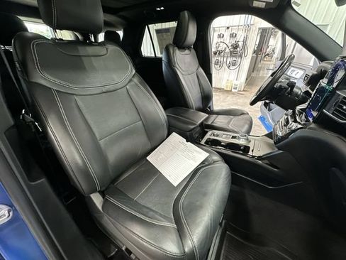 Certified 2021 Ford Explorer ST w/ Equipment Group 401A AWD/4WD image 32