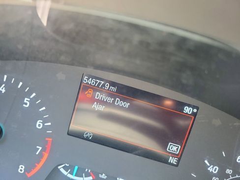 Used 2022 Ford Escape SE w/ SE Sport Appearance Package FWD image 33