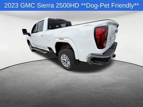 Used 2023 GMC Sierra 2500 SLE w/ SLE Value Package; AWD/4WD image 4