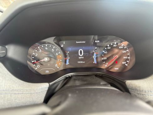 Used 2022 Jeep Compass Latitude image 24