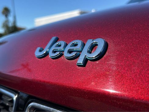 Used 2023 Jeep Grand Cherokee 4WD 4xe image 47