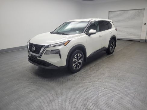 Used 2021 Nissan Rogue SV AWD/4WD image 2