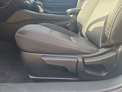 Used 2024 Nissan Altima 2.5 S FWD image 16