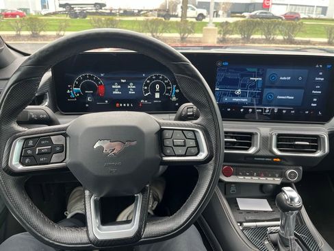 Used 2024 Ford Mustang Premium image 7