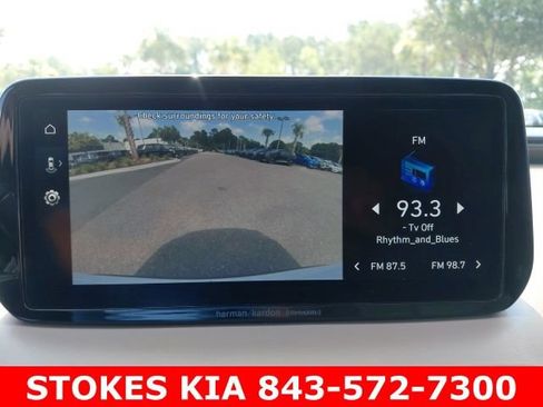 Used 2022 Hyundai Santa Fe SEL w/ Convenience + Premium Package FWD image 17