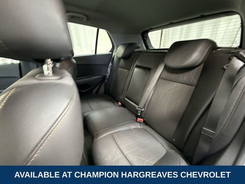 Certified 2022 Chevrolet Trax LT w/ LT Convenience Package image 33