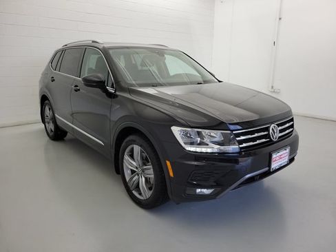 Used 2021 Volkswagen Tiguan SEL FWD image 4