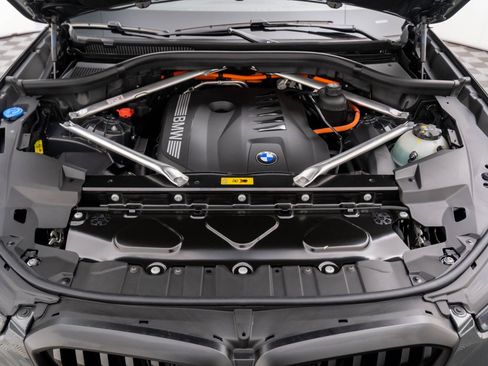 New 2026 BMW X5 xDrive50e w/ Executive Package image 33