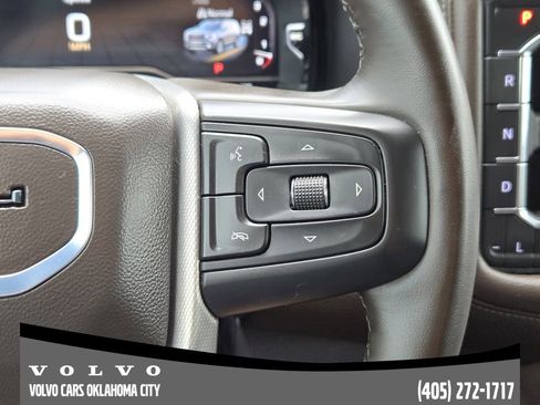 Used 2024 GMC Yukon XL Denali AWD/4WD image 23
