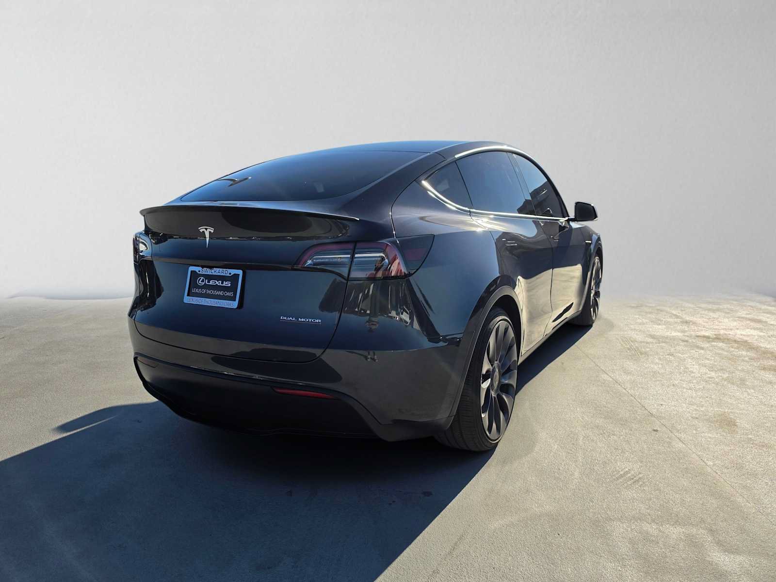 Used 2024 Tesla Model Y Performance AWD/4WD image 3