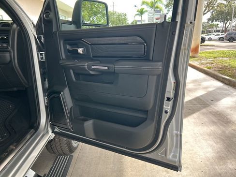 New 2026 RAM 2500 Limited image 33