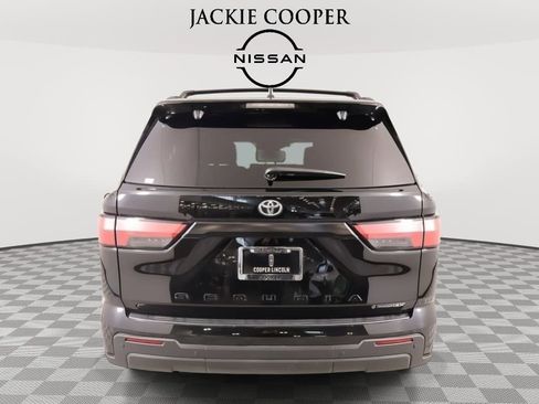 Used 2025 Toyota Sequoia SR5 w/ SR5 Premium Package image 5