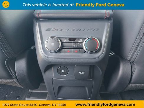 Used 2026 Ford Explorer ST-Line w/ ST-Line Street Pack AWD/4WD image 15