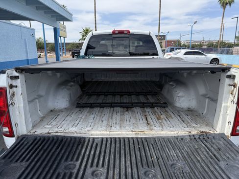 Used 2005 Dodge Ram 3500 Truck SLT image 5