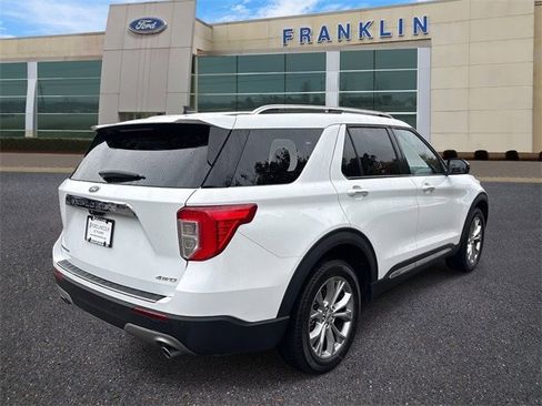 Certified 2024 Ford Explorer Limited image 7