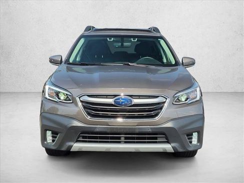 Used 2022 Subaru Outback Limited AWD/4WD image 2