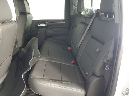 New 2026 Chevrolet Silverado 3500 LT w/ All Star Edition AWD/4WD image 15