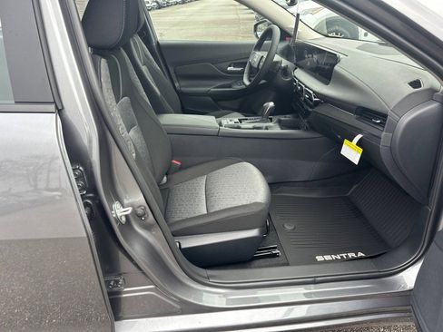 New 2026 Nissan Sentra SV w/ SV Convenience Package FWD image 13