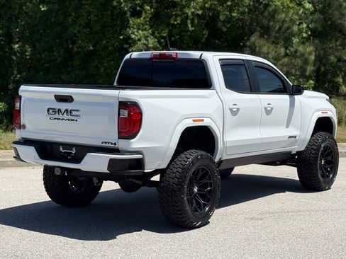New 2026 GMC Canyon AT4 w/ AT4 Premium Package AWD/4WD image 13