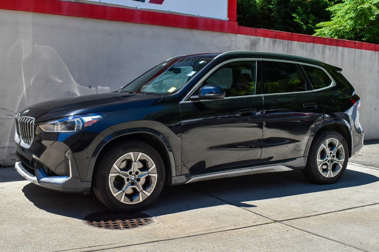 Used 2026 BMW X1 xDrive28i AWD/4WD image 2