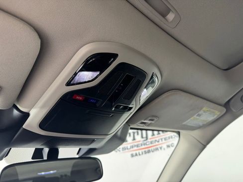 Used 2024 Subaru Outback Premium image 24