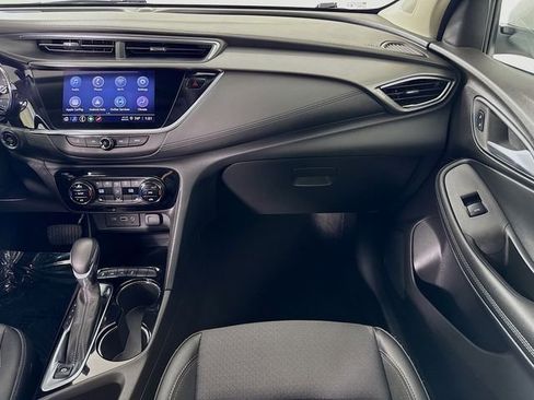 Used 2022 Buick Encore GX Select AWD/4WD image 37