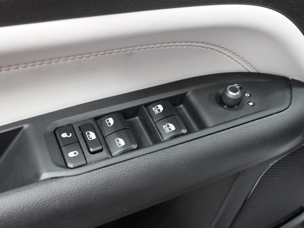 Used 2025 Jeep Compass Limited AWD/4WD image 58