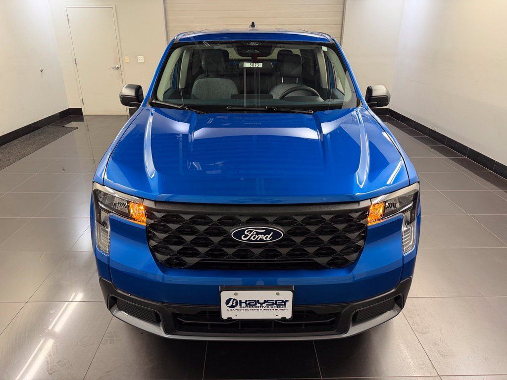 New 2026 Ford Maverick XLT w/ Equipment Group 301A AWD/4WD image 2