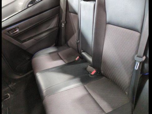 Used 2017 Toyota Corolla SE w/ SE Premium Package image 7