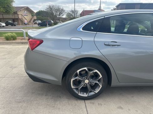 Used 2024 Chevrolet Malibu LT image 5