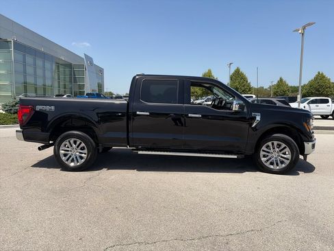 Used 2025 Ford F150 XLT w/ Equipment Group 302A MID AWD/4WD image 9