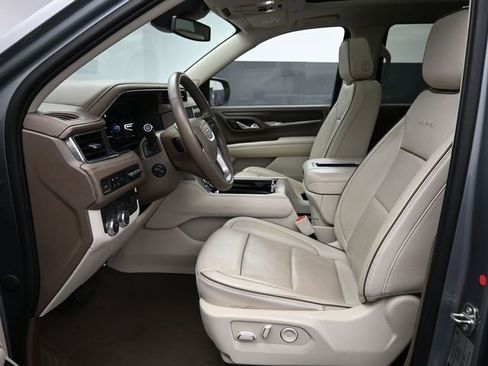 Used 2023 GMC Yukon Denali w/ Max Trailering Package image 24