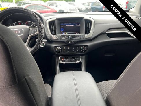 Used 2024 GMC Terrain SLE w/ Elevation Edition FWD image 5