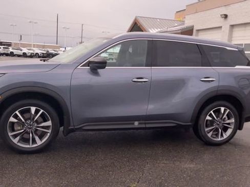 Used 2025 INFINITI QX60 Luxe AWD/4WD image 6