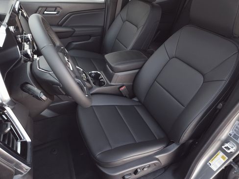 New 2025 GMC Canyon Elevation w/ Convenience Package image 10