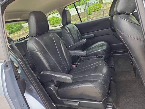 Used 2012 MAZDA MAZDA5 Sport FWD image 19