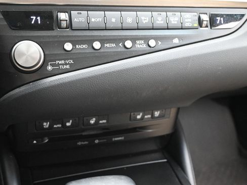 Used 2021 Lexus ES 350 w/ Premium Package image 13