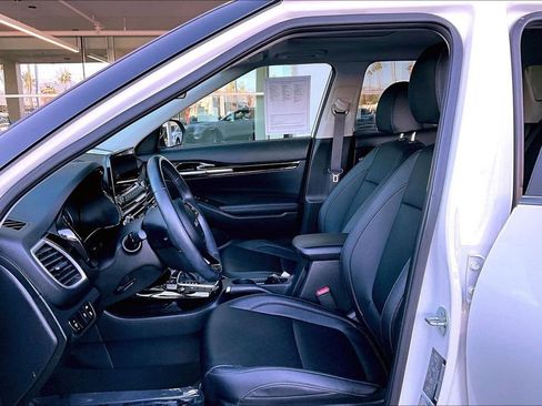 Used 2023 Kia Seltos EX image 14