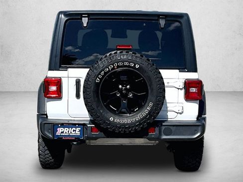 Used 2022 Jeep Wrangler Sport AWD/4WD image 4