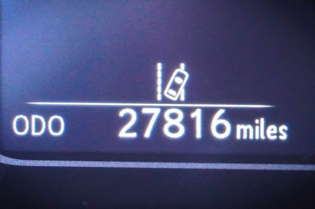 Used 2024 Lexus UX 250h FWD image 9