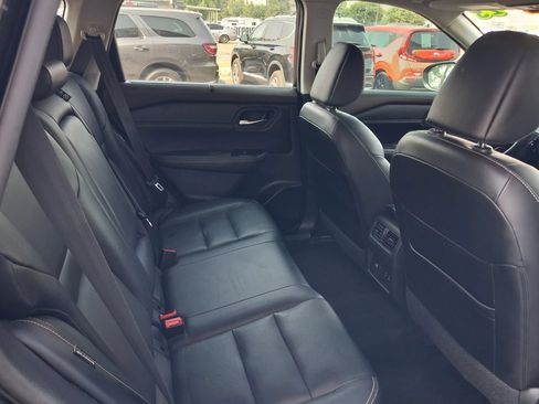 Used 2023 Nissan Rogue SL w/ SL Premium Package AWD/4WD image 7