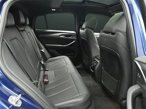 Used 2021 BMW X4 M40i image 18