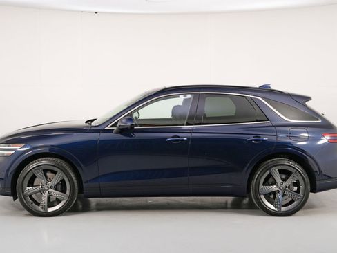 Used 2023 Genesis GV70 3.5T Sport w/ Sport Prestige Package image 54