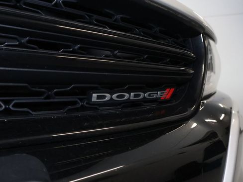 Used 2020 Dodge Charger SXT AWD/4WD image 9