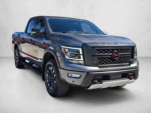 Used 2024 Nissan Titan PRO-4X w/ Pro-4x Convenience Package image 3