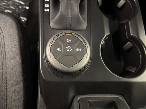 New 2025 Ford Bronco Big Bend image 16