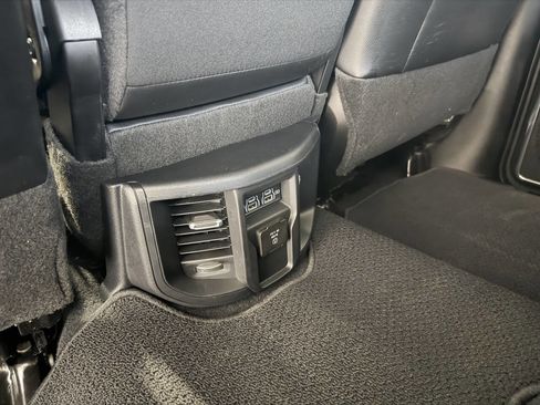 Used 2024 RAM 2500 Laramie w/ Safety Group AWD/4WD image 35