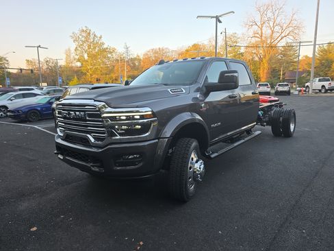 New 2026 RAM 5500 Laramie image 18