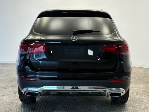 Certified 2022 Mercedes-Benz GLC 300 4MATIC image 4