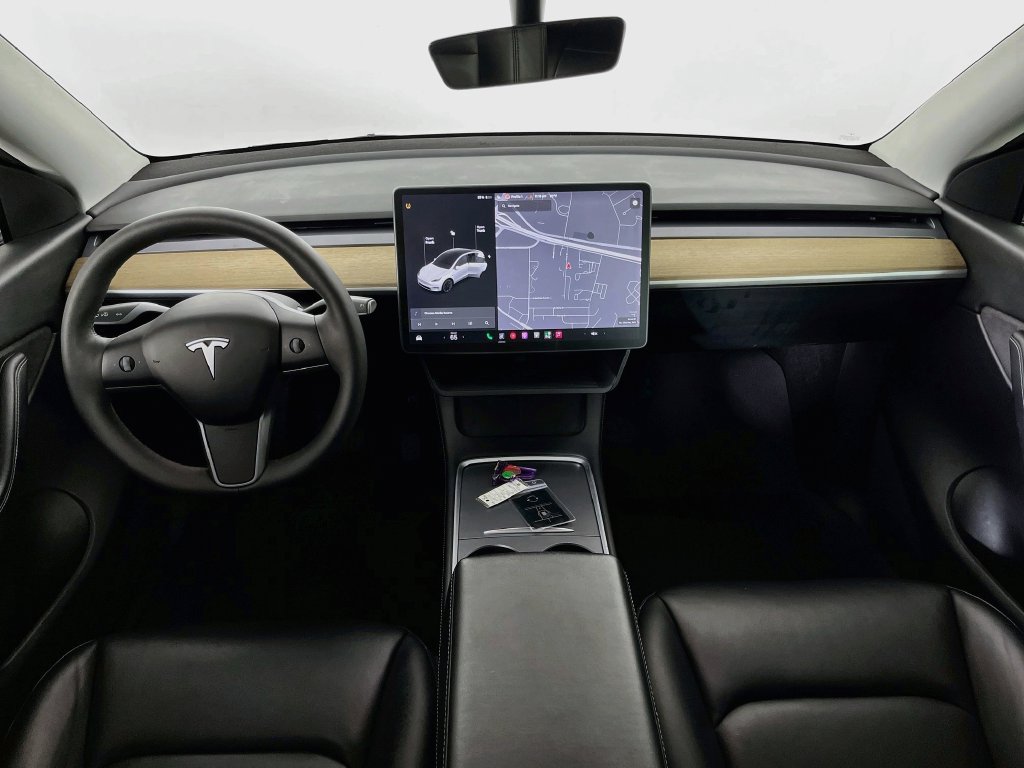 Used 2021 Tesla Model Y Long Range AWD/4WD image 10